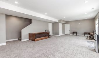 2207 Eldie, Asbury, IA 52002