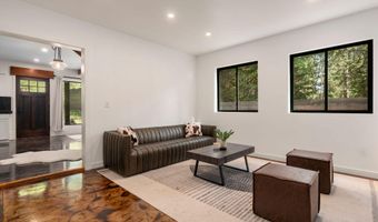 386 SPRUCE St, Alpine, WY 83128