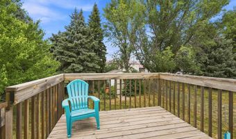 900 E Magnolia Dr, Brandon, SD 57005