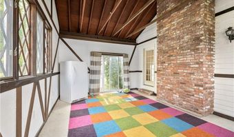 9 Plantation Dr, Cumberland, RI 02864