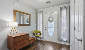 1204 Wendy Ln, Altus, OK 73521