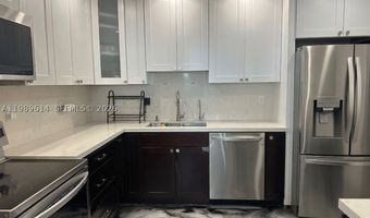 9341 E Bay Harbor Dr 6C, Bay Harbor Islands, FL 33154
