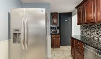 297 E Washington St, Almont, MI 48003