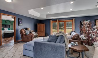 E7009 Jackson Rd, Algoma, WI 54201