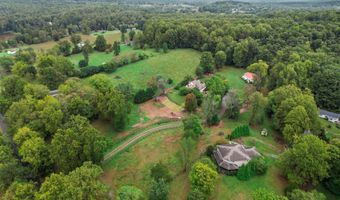 21 GHEEN ACRES Ln, Amissville, VA 20106