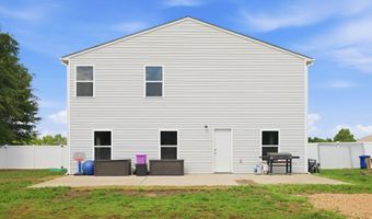 881 Ashbury Ln, Ayden, NC 28513