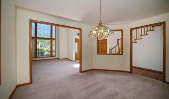 2220 Park Ter NW, Albany, OR 97321