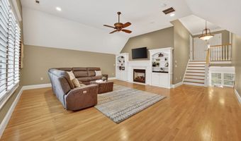 3 Caileigh Ct 3, Andover, MA 01810