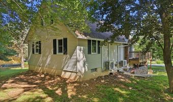 306 Mountain Rd, Albrightsville, PA 18210