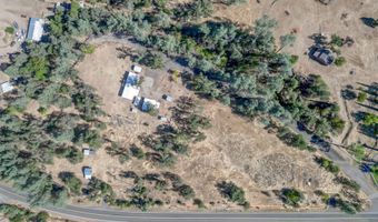 5952 Happy Valley Rd, Anderson, CA 96007