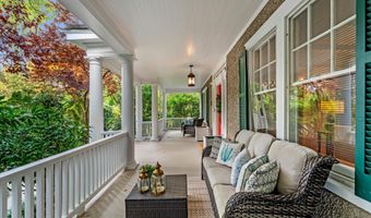 3825 INGOMAR St NW, Washington, DC 20015