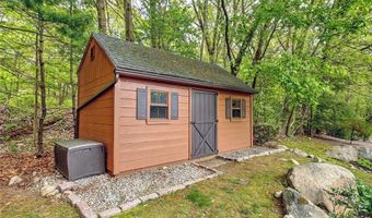 6 Birch St, Johnston, RI 02919