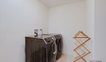 705 N Kaspar Ave, Arlington Heights, IL 60004