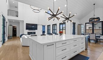 7509 S Shoreline, Benton, AR 72019