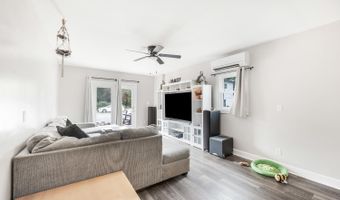 3270 Wards Rd, Altavista, VA 24517