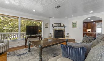 1099 Campbell Dr, Biloxi, MS 39532