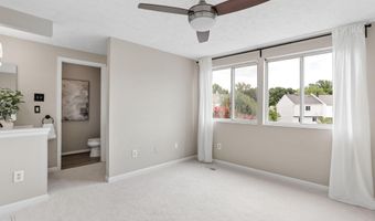 6033 HYDRANGEA Dr, Alexandria, VA 22310