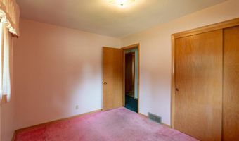 1510 Plainview Ln, Albert Lea, MN 56007