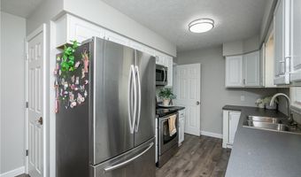 472 Columbine Ave, Akron, OH 44312