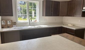 319 Chester Knoll Dr, Bennington, VT 05201