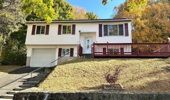 35 Fleetwood Dr, Danbury, CT 06810