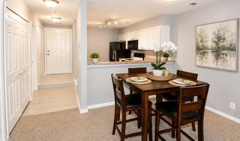 240 S REYNOLDS St 309, Alexandria, VA 22304