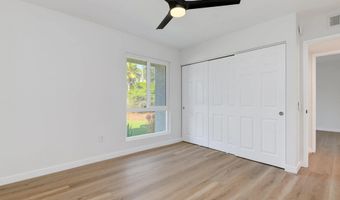 9830 Lyncarol Dr, La Mesa, CA 91941