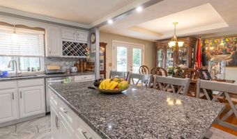 33 Carriage Way, North Providence, RI 02904