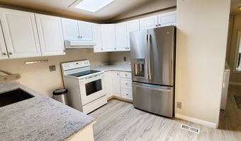 10550 SE 70th Ave 8, Milwaukie, OR 97222