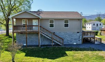 127 Calhoun St, Alderson, WV 24910