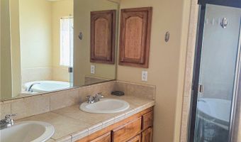 9696 Milpas Dr, Apple Valley, CA 92308
