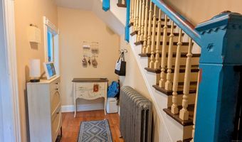 68 Garfield Ave, Danbury, CT 06810