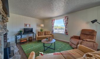 52 Road 8UC, Clark, WY 82435