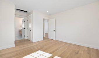 40 Atlantic St, Newport, RI 02840