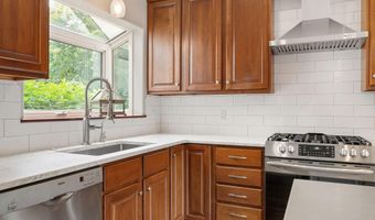 500 36th St NW, Austin, MN 55912