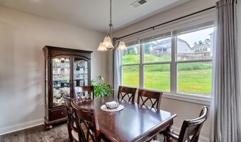 40 Hanging Leaf Ct, Blythewood, SC 29016