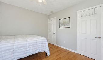 9 Doran Ave, Bristol, RI 02809