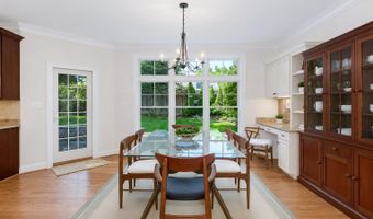 5601 VERNON Pl, Bethesda, MD 20817