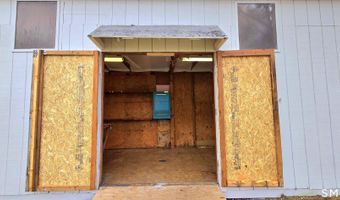 64 4th St, Bristol, CT 06010