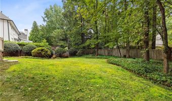 3835 Spalding Blf, Peachtree Corners, GA 30092
