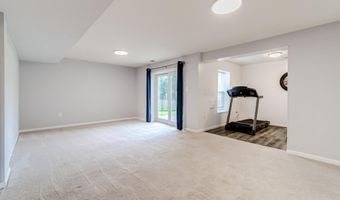 43865 LAUREL RIDGE Dr, Ashburn, VA 20147