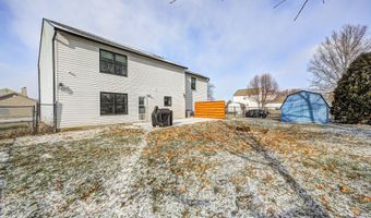 555 Hyannis Dr, Avon, IN 46123