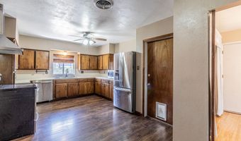 906 TOWNSEND Ave, Aztec, NM 87410