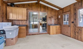 1022 E CAPITOL Dr, Appleton, WI 54911