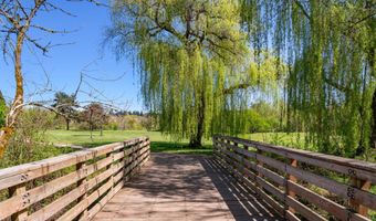 11615 SW SETTLER Way, Beaverton, OR 97008