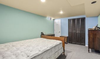 2407 S SCHAEFER St, Appleton, WI 54915
