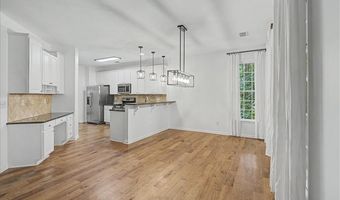195 Cabots Cove Ct, Alpharetta, GA 30022