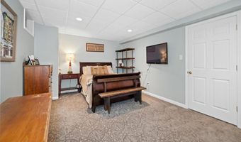 317 DETJEN Dr, Hockessin, DE 19707