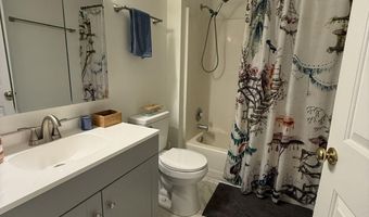 15 S Shafer St 1105, Athens, OH 45701