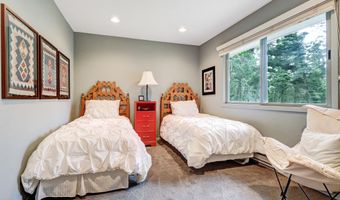 72 Cimarron Trl, Angel Fire, NM 87710